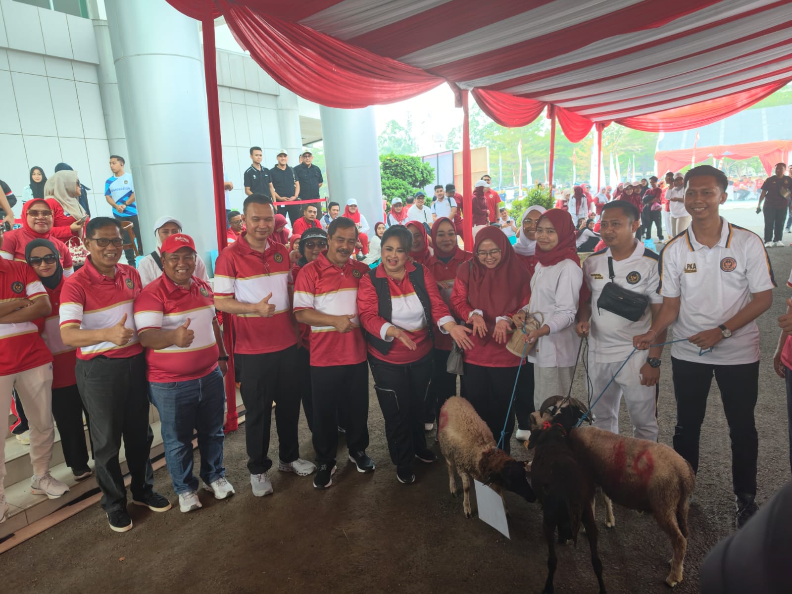 Kemenimipas Rayakan HUT RI dengan Fun Walk hingga Doorprize Kambing