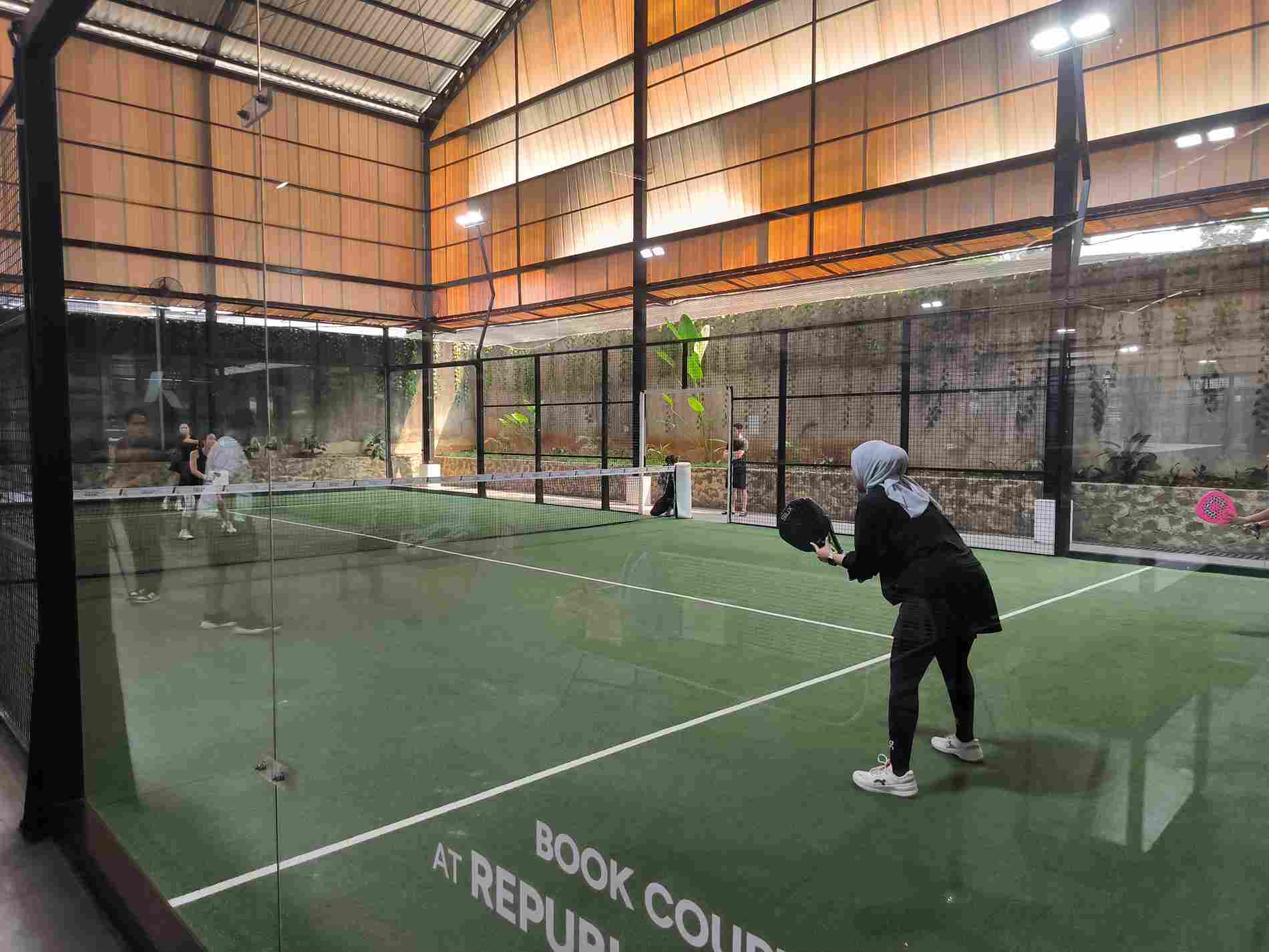 Usung Semangat Muda! Medcom.id Gelar Padel 17an