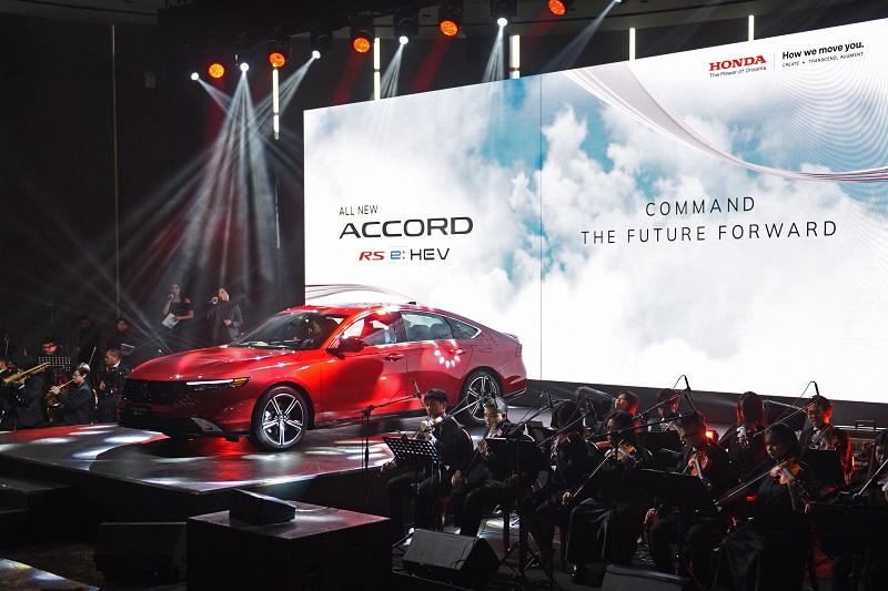 Honda Accord RS Hybrid Meluncur, Dibanderol Rp959,5 Juta