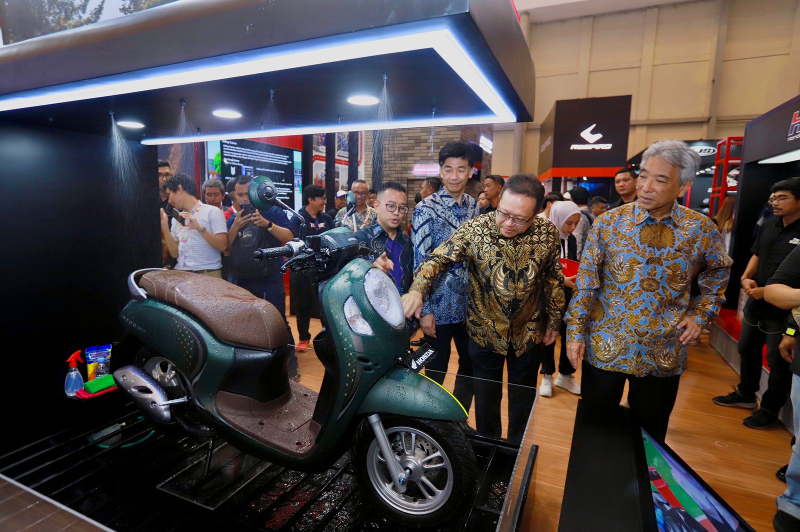 Diperkenalkan di IMOS+ 2023, New Honda Scoopy Makin Stylish dan Segini Harganya
