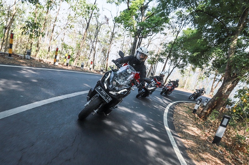 Honda PCX160 dan ADV160 Disiksa Rute Malang-Bromo, Begini Sensasinya