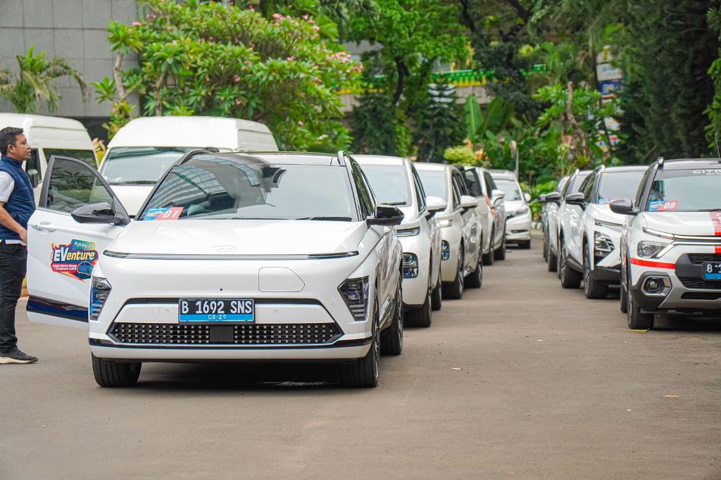 Resmi Dimulai, PLN Lepas Peserta Touring EVenture Jakarta-Bali