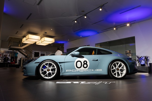 Porsche Indonesia Luncurkan Model Ikonik 911 Terbaru, Begini Wujudnya