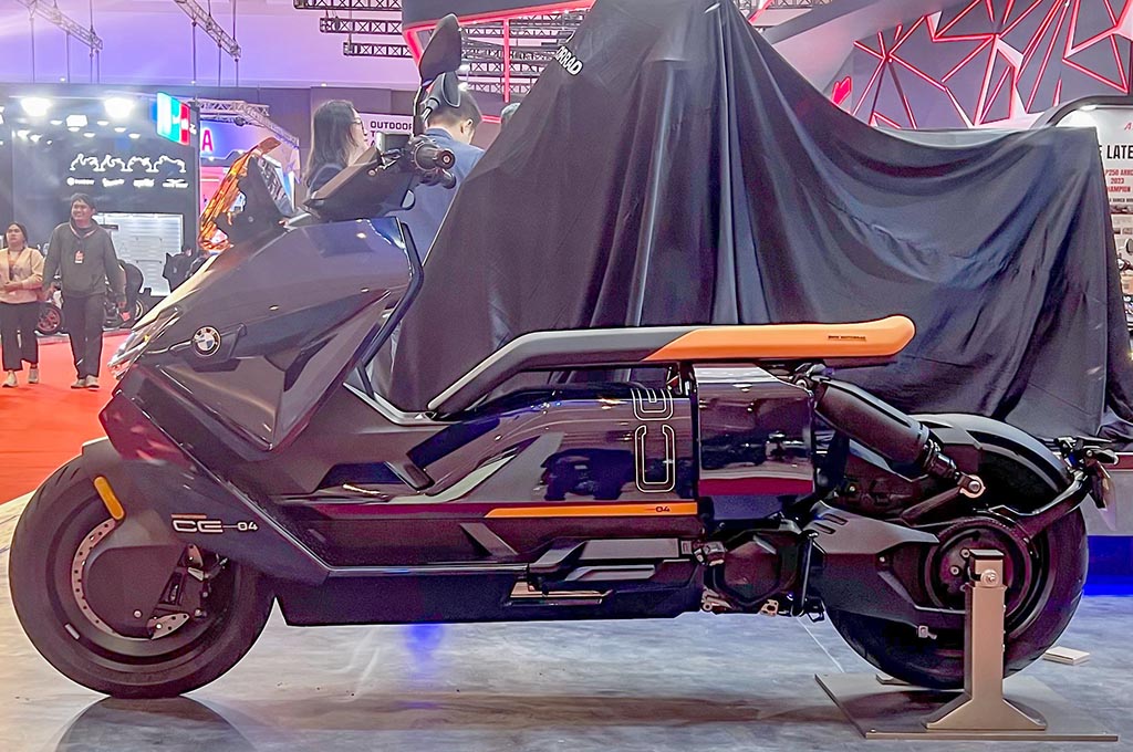 BMW Motorrad Pamer 4 Motor Baru, Ada Skutik Listrik