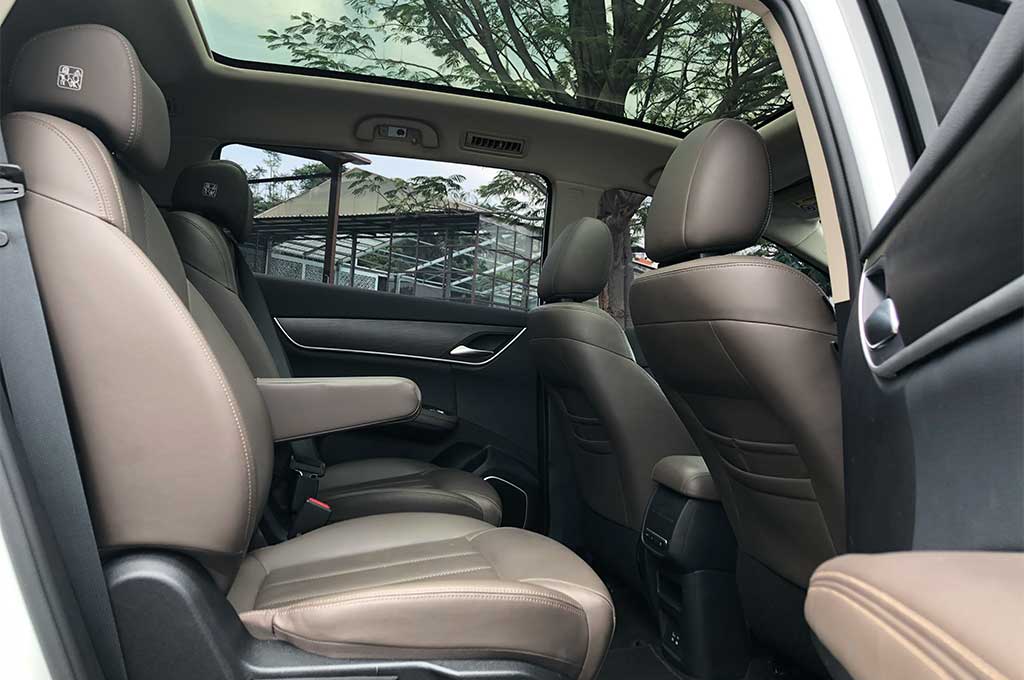 Cari MPEV Anti Ribet dan Canggih? Coba Jajal BYD M6!