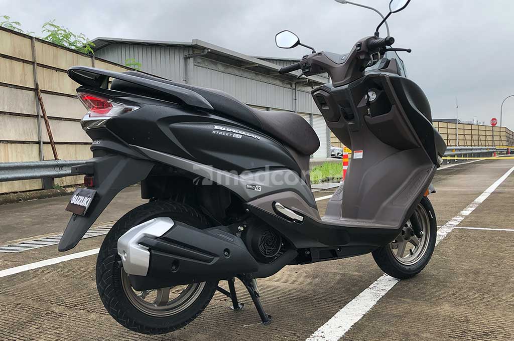 Jajal Skutik Elegan Suzuki Burgman Street 125 EX, Apa yang Menarik?