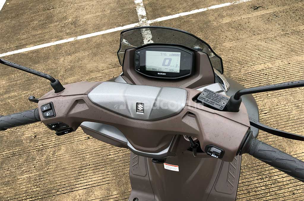 Jajal Skutik Elegan Suzuki Burgman Street 125 EX, Apa yang Menarik?