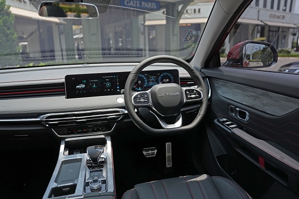 Jajal SUV Sporty Jetour Dashing, Begini Sensasinya