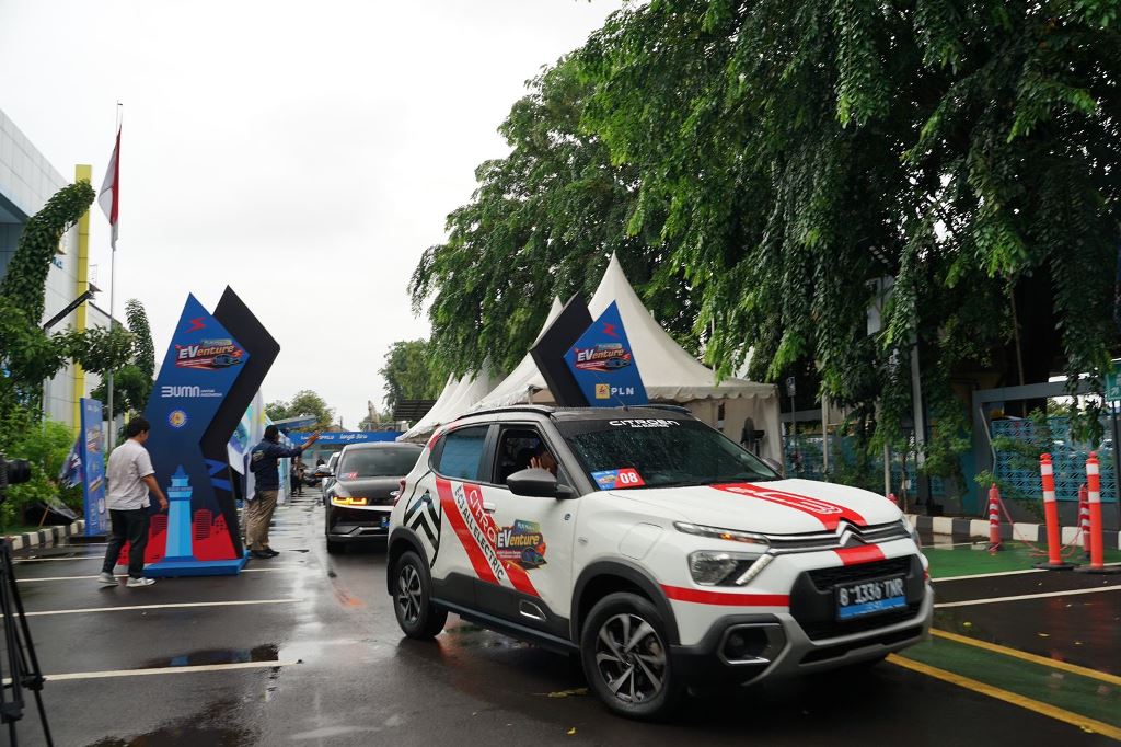 EV Road Show PLN Tiba di Banten, Gemakan <i>Electrifying Lifestyle</i>