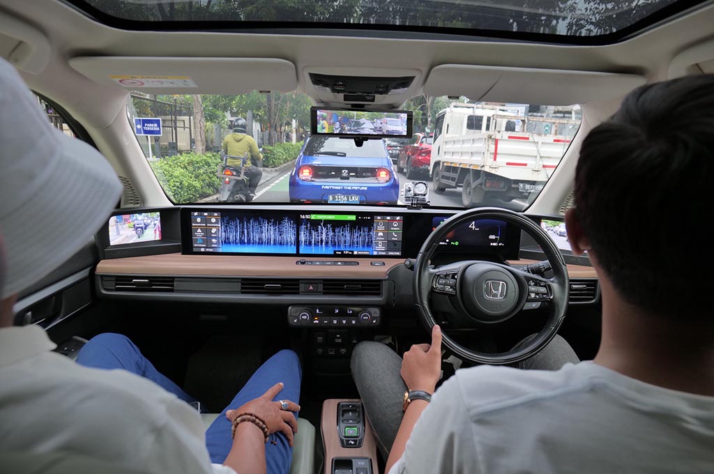 Wisata Baru di Jakarta, Retrospektif Sejarah Indonesia Pakai Mobil Listrik