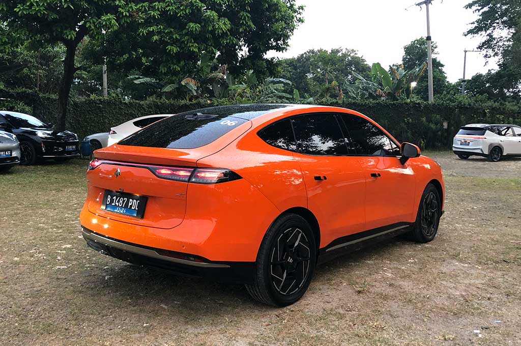 Sensasi Kemewahan AION Hyptec HT, Fiturnya Bikin Geleng-Geleng!