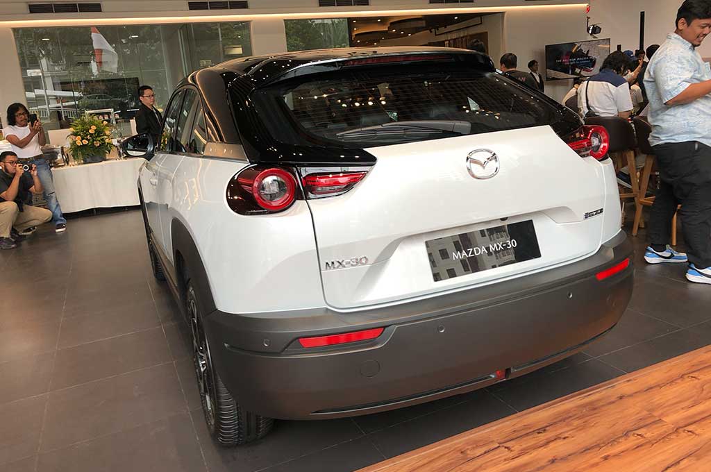 Enggak Mau Ketinggalan, Mazda Main Mobil Listrik Lewat MX-30
