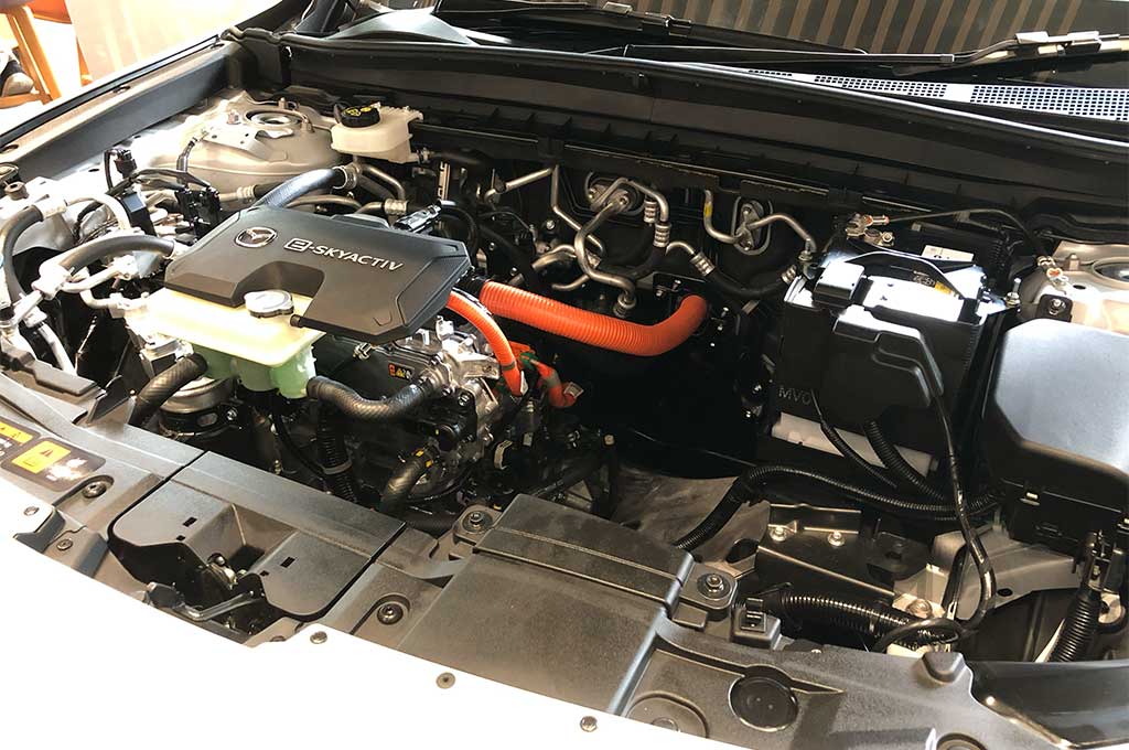 Enggak Mau Ketinggalan, Mazda Main Mobil Listrik Lewat MX-30