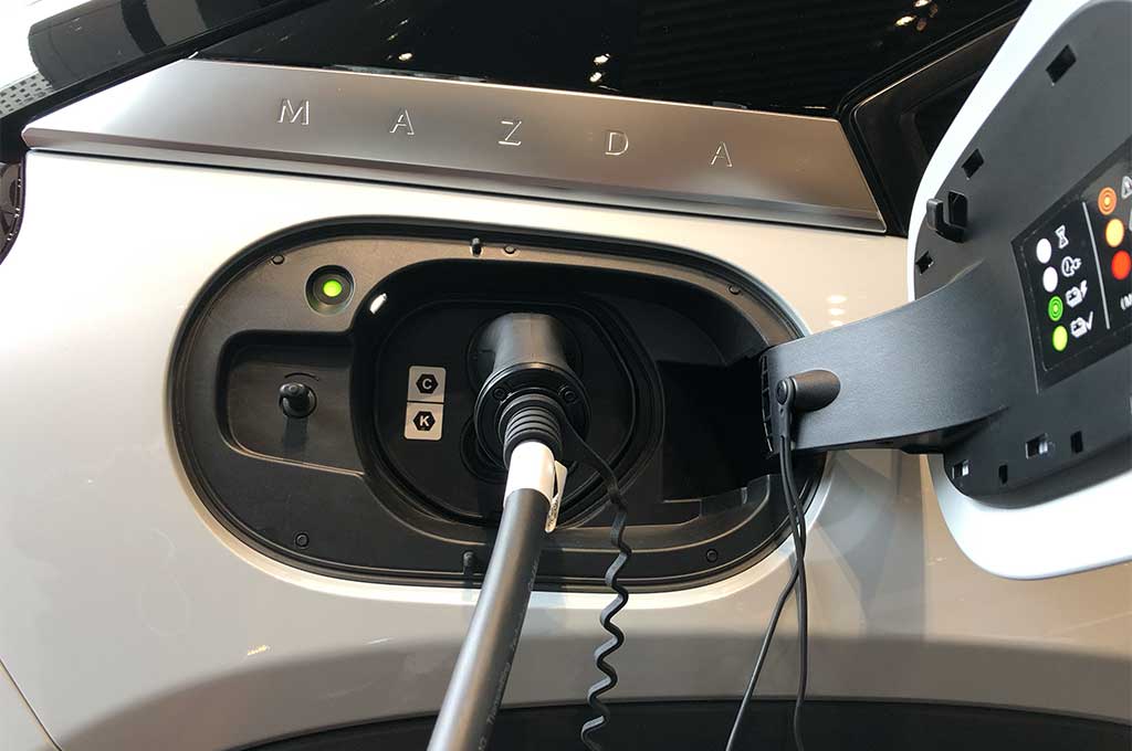 Enggak Mau Ketinggalan, Mazda Main Mobil Listrik Lewat MX-30