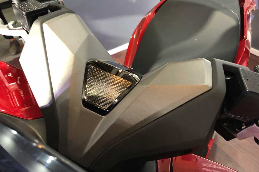 New Honda PCX160 Kini Bisa Terkoneksi Gadget, Harganya Rp40 Juta?