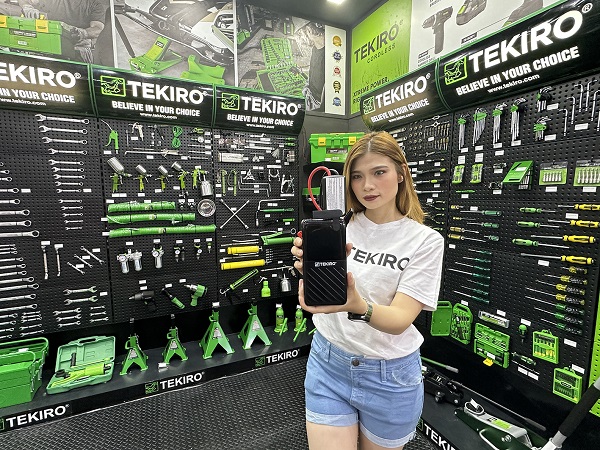 Portable Jumper Tekiro untuk Motor dan Mobil, Harga Rp800 Ribuan