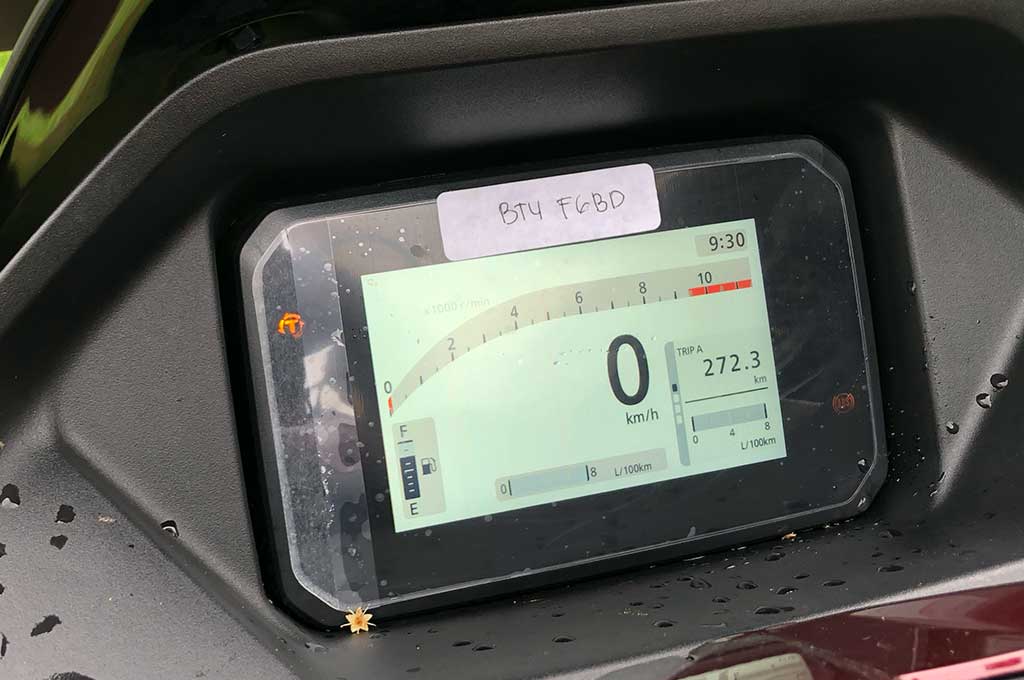 Jangan Kaget! Koneksi Navigasi iOS dan Android di Honda PCX160 agak Beda