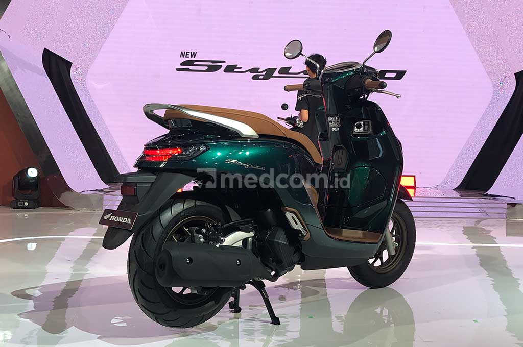 New Honda Stylo 160, Pede Mainkan Segmen Retro Premium Bermesin Besar