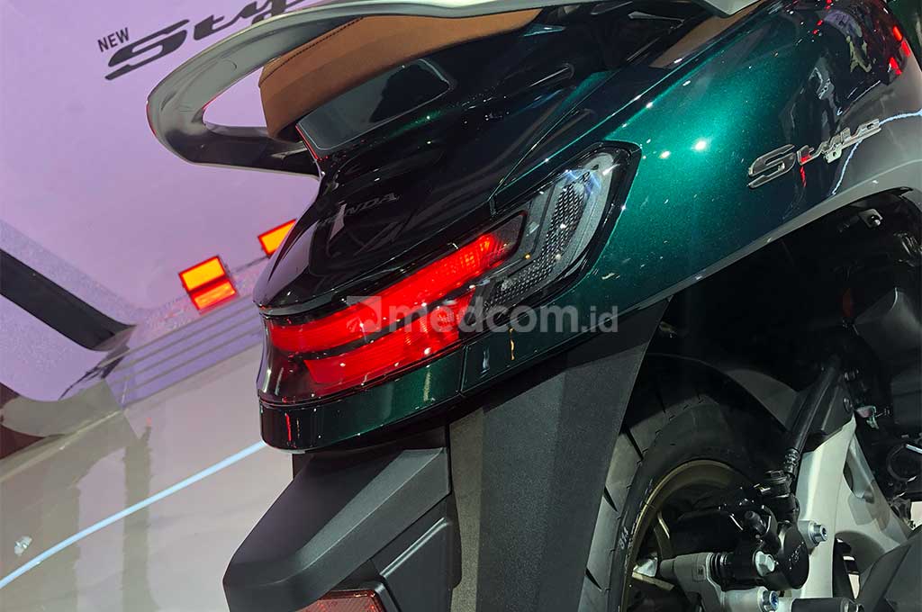 New Honda Stylo 160, Pede Mainkan Segmen Retro Premium Bermesin Besar