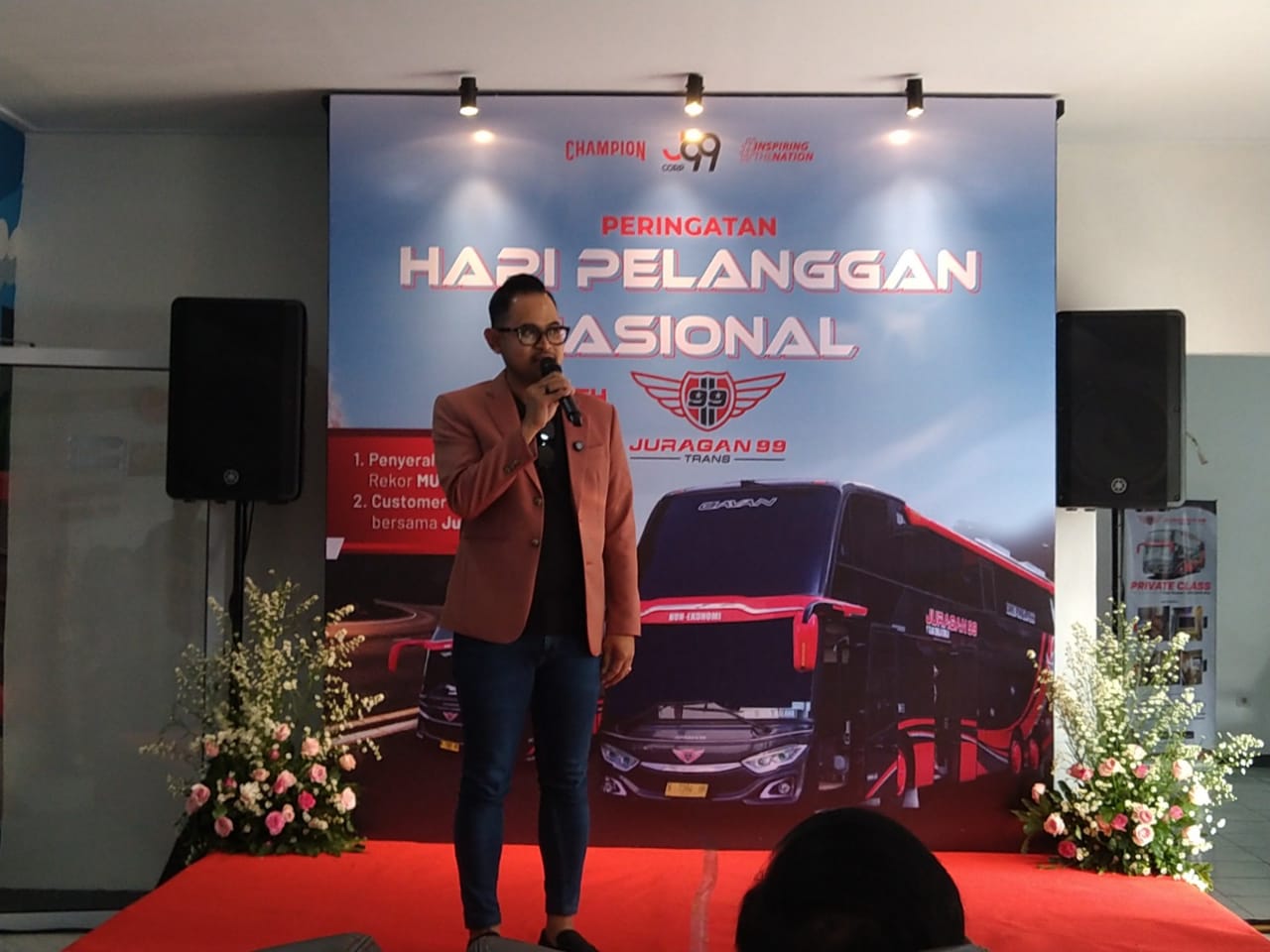 Juragan 99 Terima Penghargaan Rekor MURI