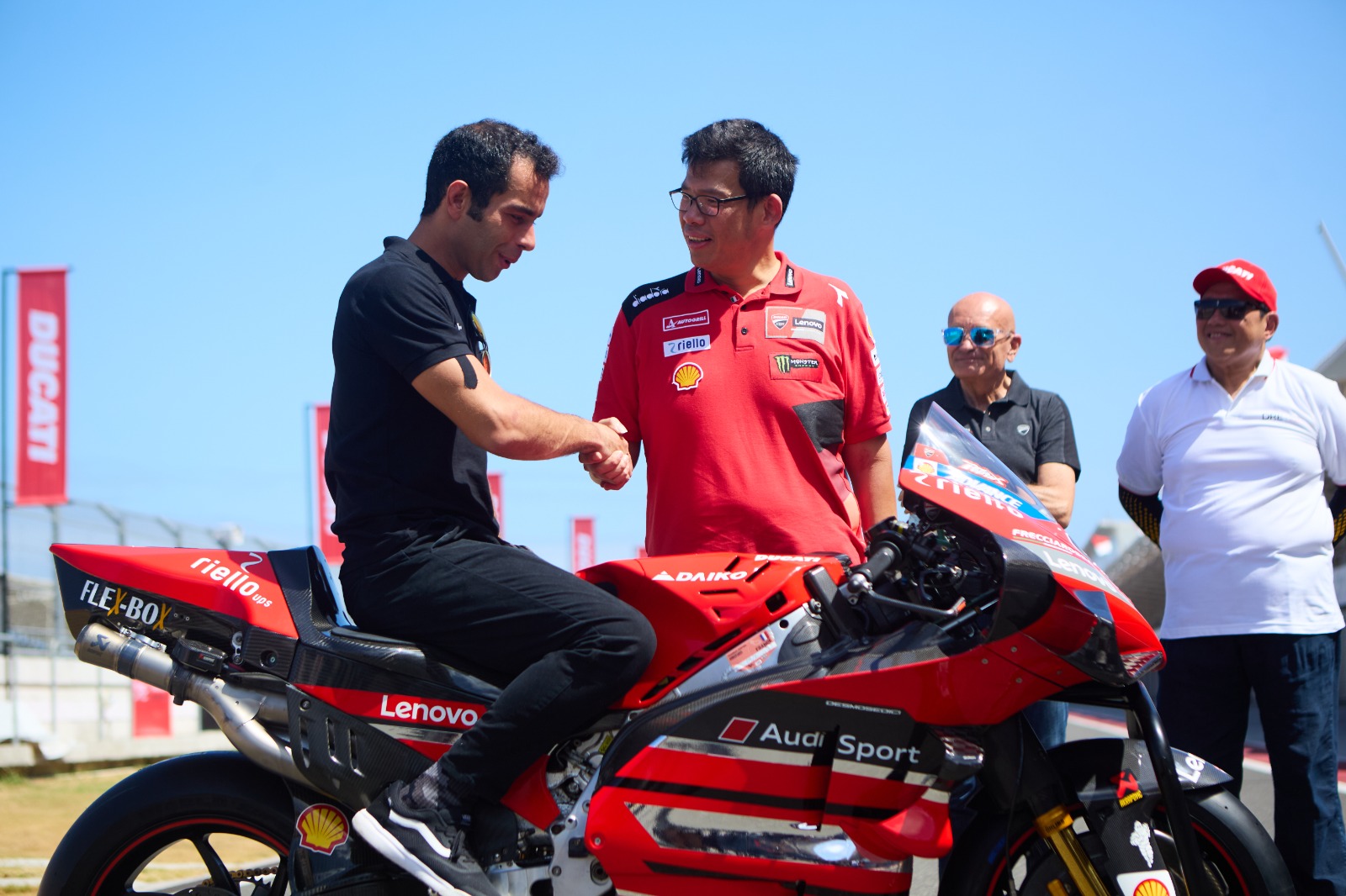 Danilo Petrucci Bernostalgia dengan Desmosedici GP20 di Sirkuit Mandalika