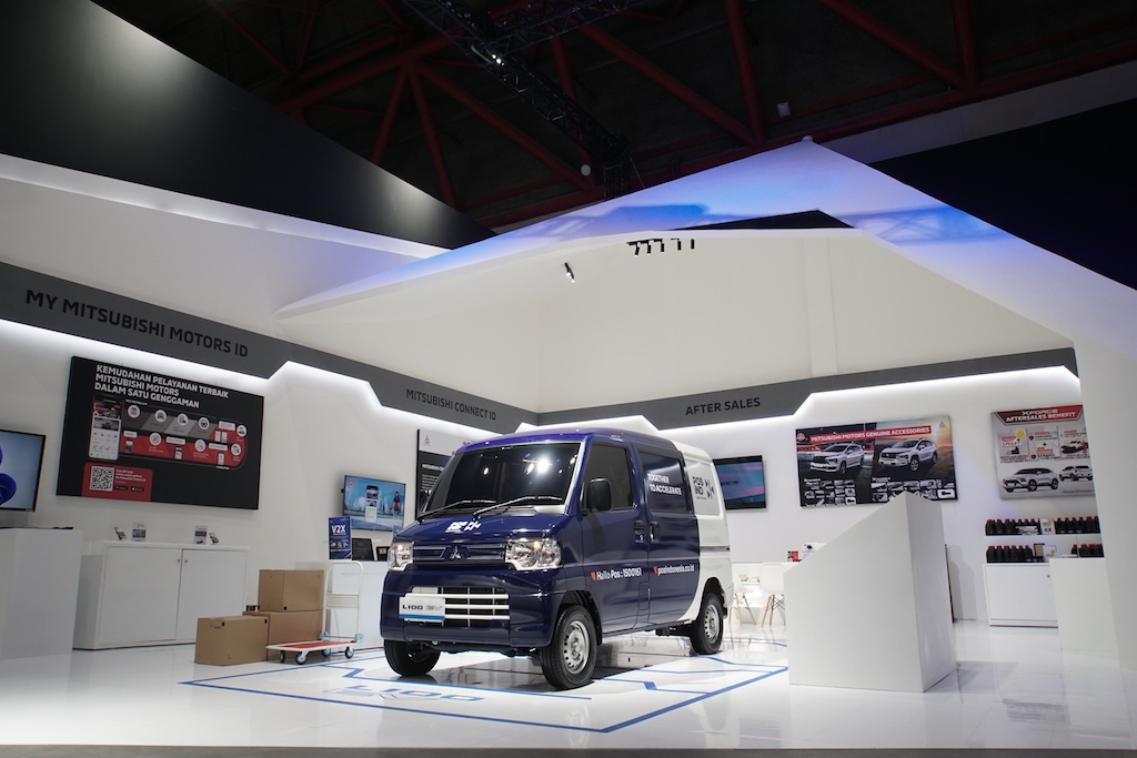 Umumkan Dimulainya Penjualan di IIMS 2024, Simak Keunggulan Mitsubishi L100 EV