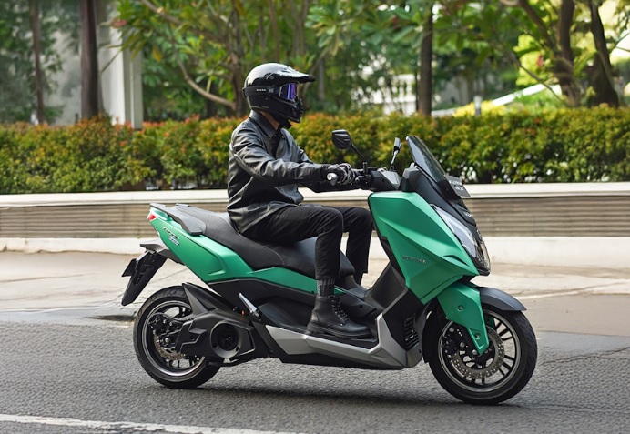Motor Listrik Polytron Diguyur Diskon Selama IIMS 2025