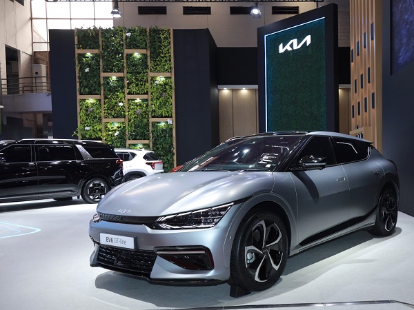 Duo EV Futuristik Jagoan Kia di IIMS 2025