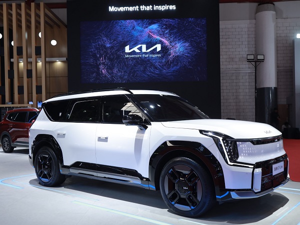 Duo EV Futuristik Jagoan Kia di IIMS 2025