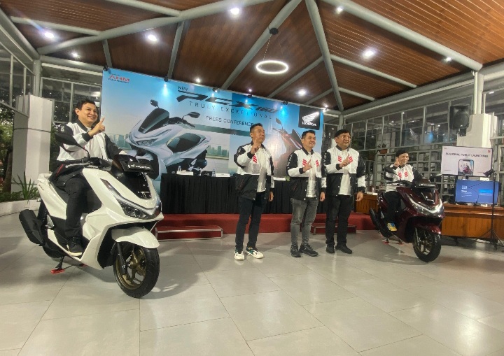 New Honda PCX 160 Meluncur di Jawa Barat, Varian RoadSync Dibanderol Rp40 Jutaan