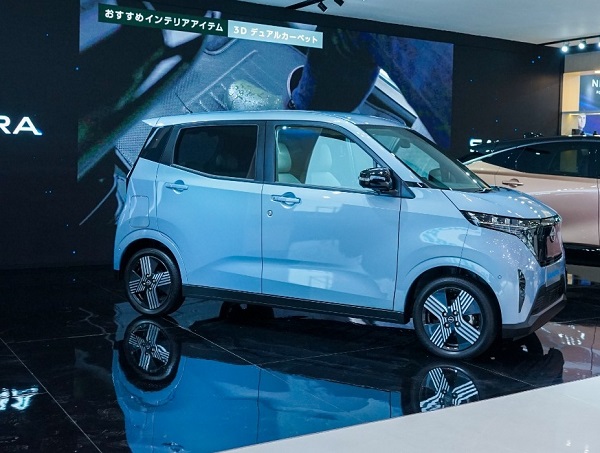 Debut di Indonesia, Yuk Kenalan dengan Mobil Listrik Nissan Ariya dan Sakura