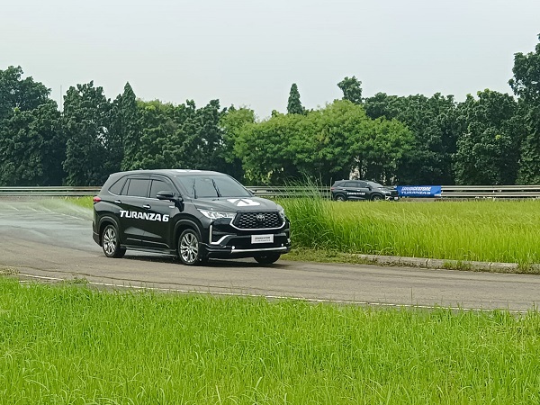 Menguji Ban Bridgestone Turanza 6, Apa Saja Keunggulannya?