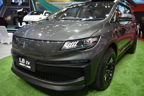 Aletra Rilis MPV L8 EV 8-Seater di GIIAS, Tersedia Opsi Body Kit