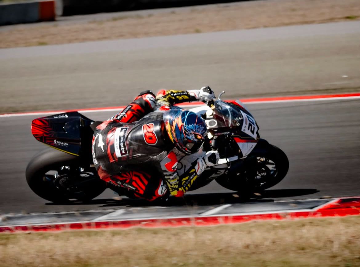 MS Glow For Men Racing Team Catatkan Double Podium Di MRS 2025 Seri Ke-3