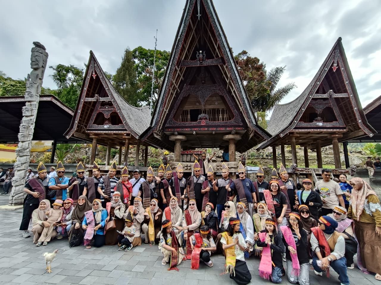 2 Komunitas Daihatsu Rayakan Momen Istimewa di Jogja dan Danau Toba