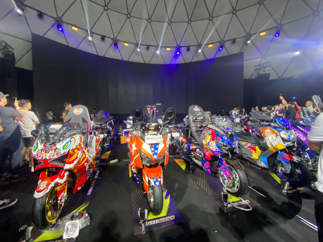 Yamaha Rev Festival 2025: Perayaan Satu Dekade MAXi hingga Donasi untuk Korban Bencana