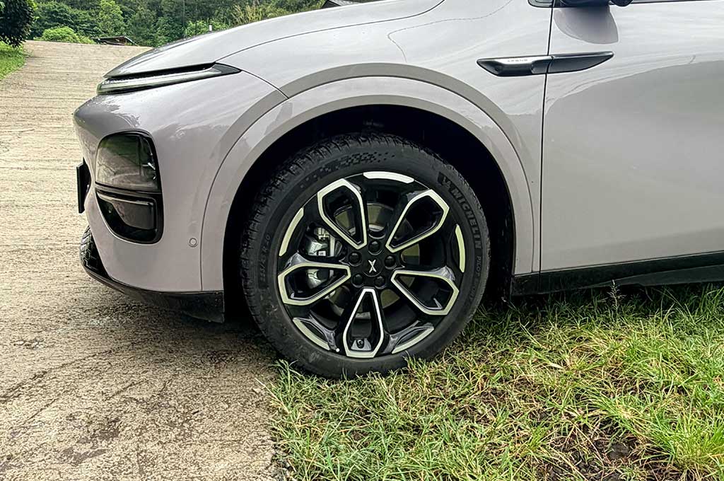 Xpeng G6 Pro, Diajak Nyaman Okeh, Diajak Sruntulan juga Mantap!