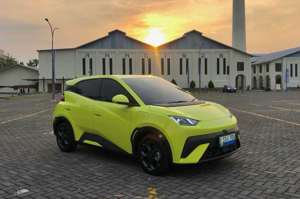 Rekomendasi Mobil Listrik yang Cocok untuk Gen Z