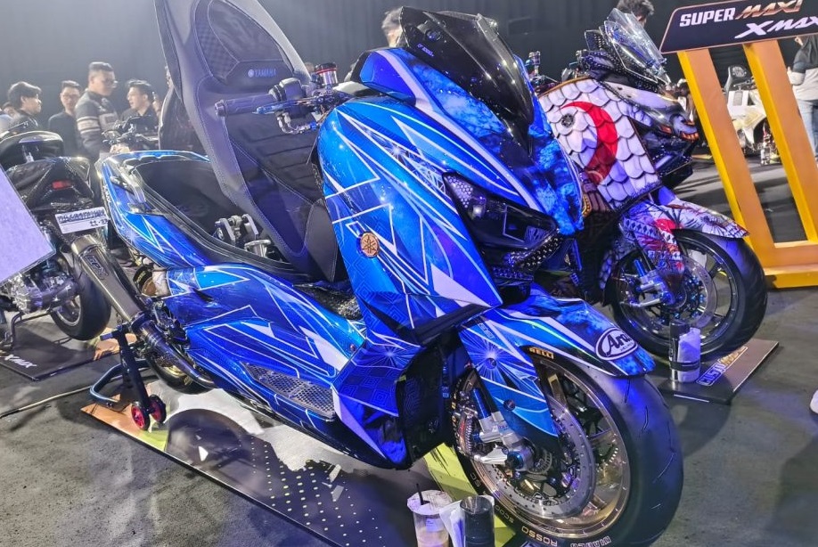 Yamaha XMAX Emblem Emas Sabet Gelar King CustoMAXI 2025