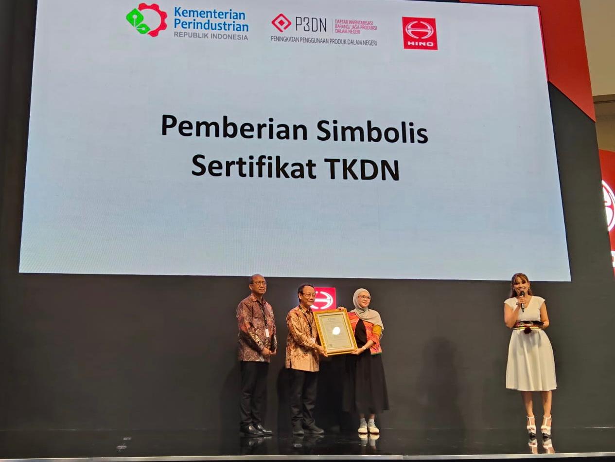 Hino Dorong Industrialisasi Lewat Pemberdayaan UMKM Lokal