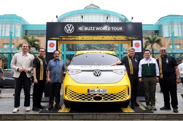 Lintasi 75 Negara, Mobil Listrik VW ID. Buzz Tiba di Indonesia dan Cetak Rekor Dunia