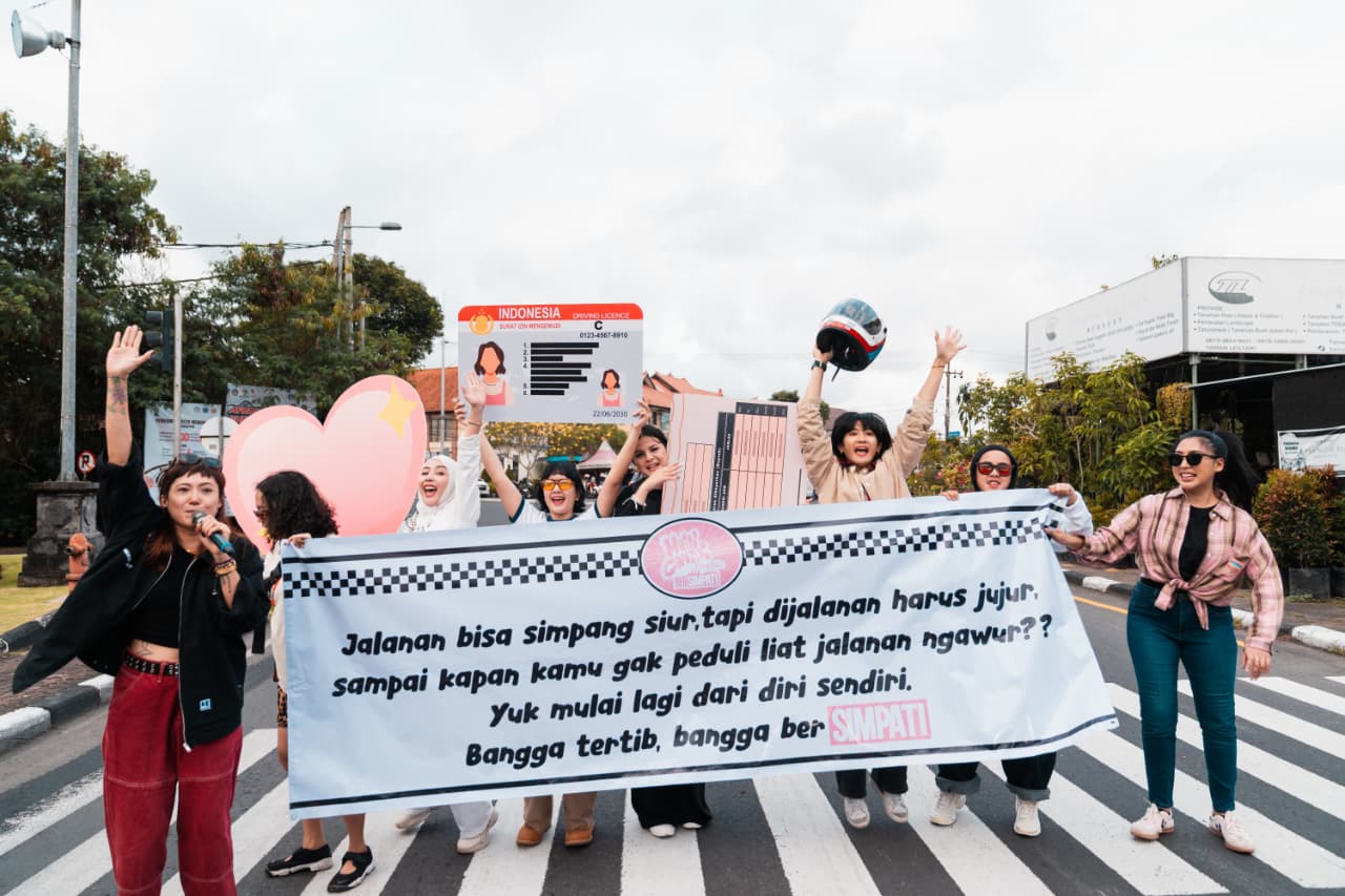 Cara Unik Kampanye Safety Riding ala Komunitas Motor Main Cantik