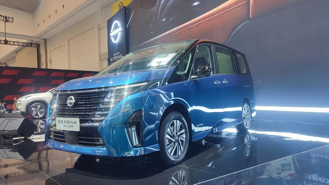 Tinggi Peminat di GIIAS, Intip Pesona MPV Hybrid Serena e-POWER