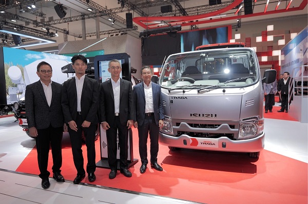 GIIAS 2025: Isuzu Merilis MU-X 4WD hingga Traga Edisi Terbatas
