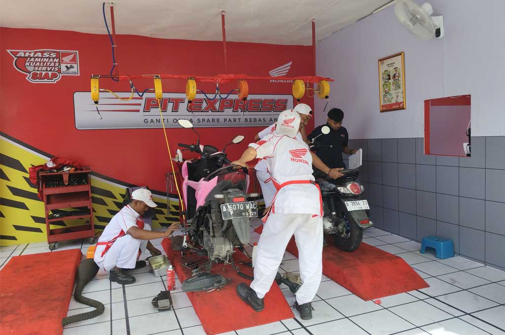 Manfaatkan Bale Sante Honda, Ada Makanan, Kopi, Kursi Pijat dan Tidur Gratis