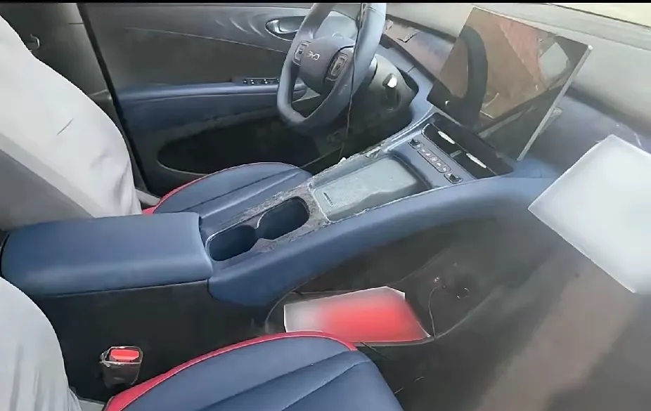 Interior BYD Atto 1 Facelift Bocor, Kini Tanpa Panel Instrumen Pengemudi