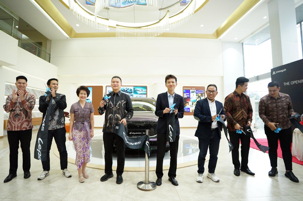 Dealer Lepas Trimega Bekasi, Ada Fasilitas <i>Ultra Fast Charging</i>