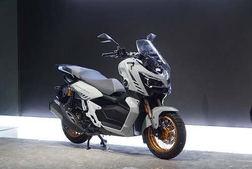 Tiga Model Baru QJMotor Melantai di IIMS 2026, Simak Spesifikasi dan Harganya