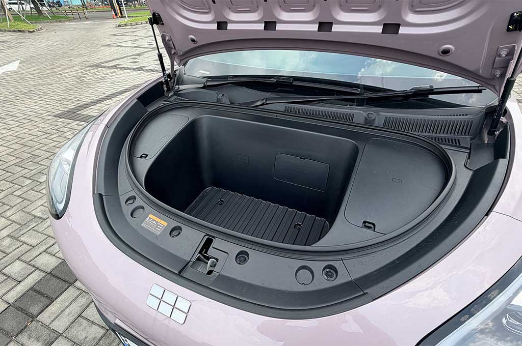 Seseruan Bareng Geely EX2 di Momen Libur ala Medcom