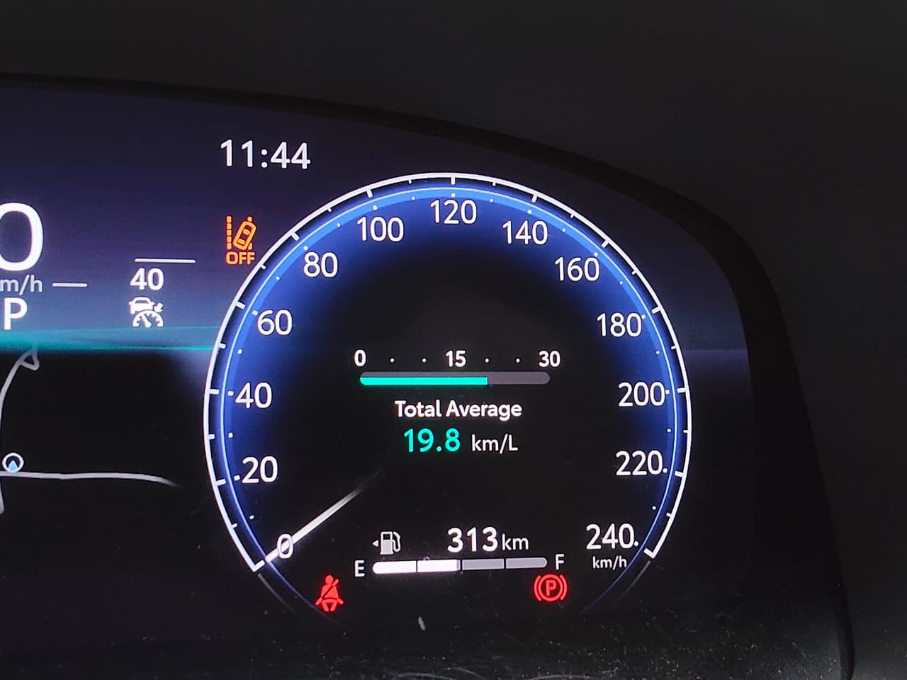 Toyota-Camry-Hybrid-konsumsi-bbm-medcom